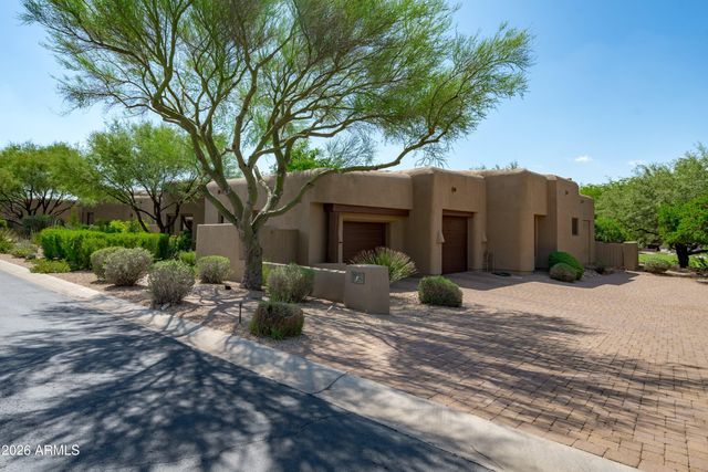 7373 E CLUBHOUSE Drive 8, Scottsdale, AZ 85266