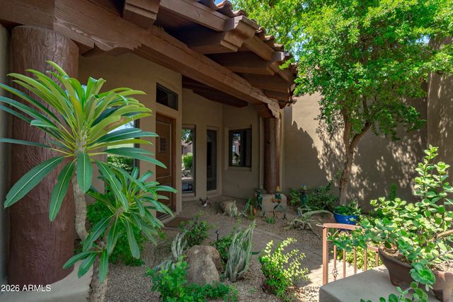 7373 E CLUBHOUSE Drive 8, Scottsdale, AZ 85266
