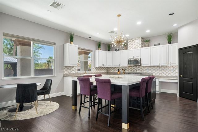 6865 Ancestral Hills Lane, Las Vegas, NV 89110