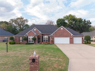 6803 Southfield Circle, Fort Smith, AR 72916