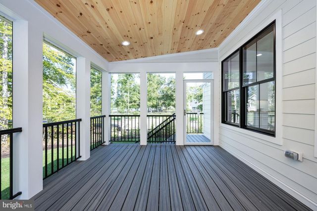 103 WATEREDGE LN, Fredericksburg, VA 22406