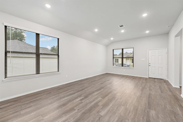 369 Bryd Drive, Lufkin, TX 75901