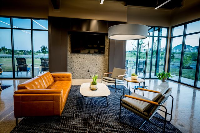 179 Summer Rain Way, Newark, TX 76071