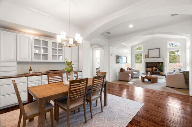 8031 Sitio Caucho, Carlsbad, CA 92009