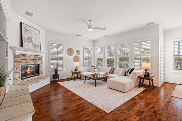 8031 Sitio Caucho, Carlsbad, CA 92009