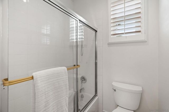 8031 Sitio Caucho, Carlsbad, CA 92009