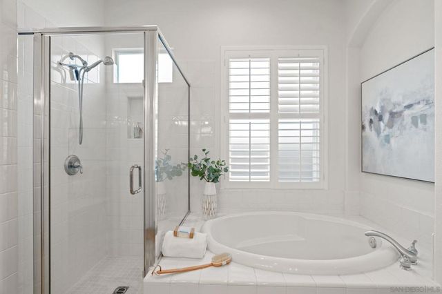 8031 Sitio Caucho, Carlsbad, CA 92009