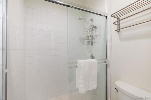 8031 Sitio Caucho, Carlsbad, CA 92009