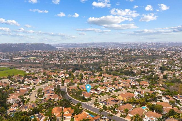 8031 Sitio Caucho, Carlsbad, CA 92009