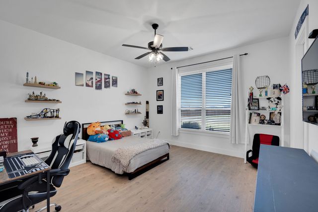 450 Dove Meadow Trail, Waxahachie, TX 75167