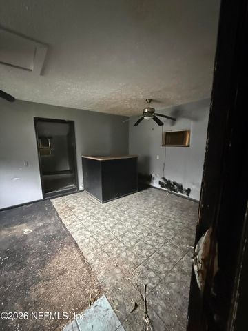 2576 LEWIS Street, Jacksonville, FL 32204