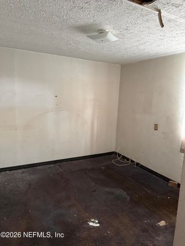 2576 LEWIS Street, Jacksonville, FL 32204