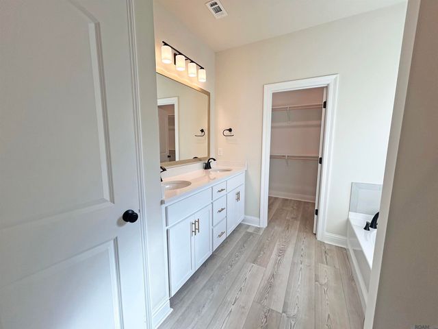 4958 Trinity Dr, Addis, LA 70710