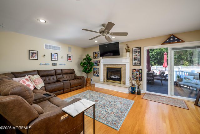 40 Princeton Pines Place, Brick, NJ 08724