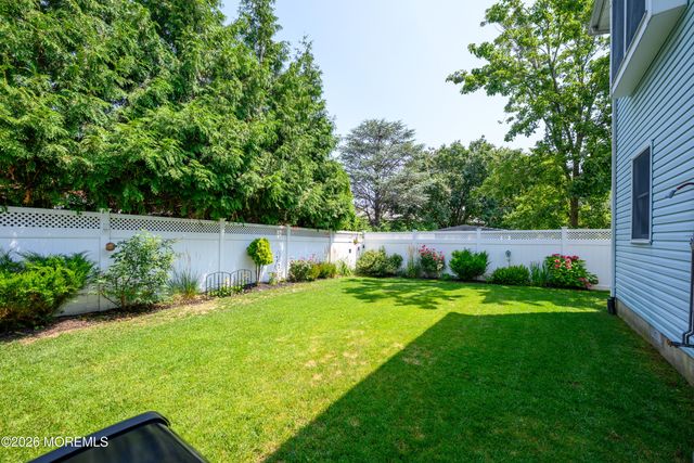 40 Princeton Pines Place, Brick, NJ 08724