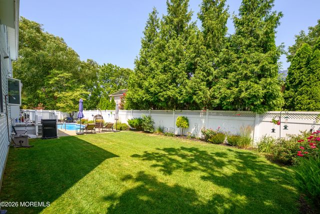 40 Princeton Pines Place, Brick, NJ 08724