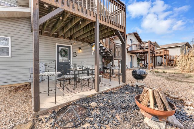 52 Timber Oaks Trail B, Branson, MO 65616