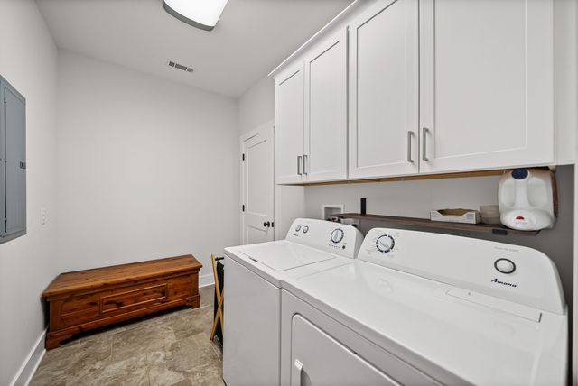 400 Cummings Ln, Gallatin, TN 37066