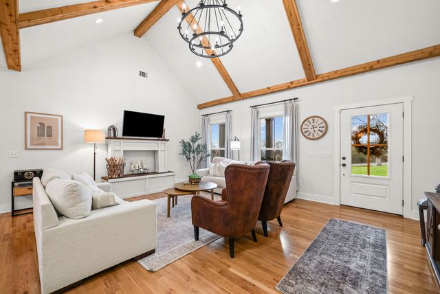 400 Cummings Ln, Gallatin, TN 37066