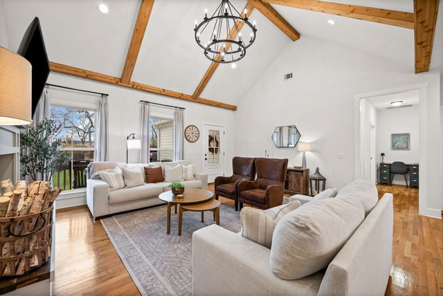 400 Cummings Ln, Gallatin, TN 37066