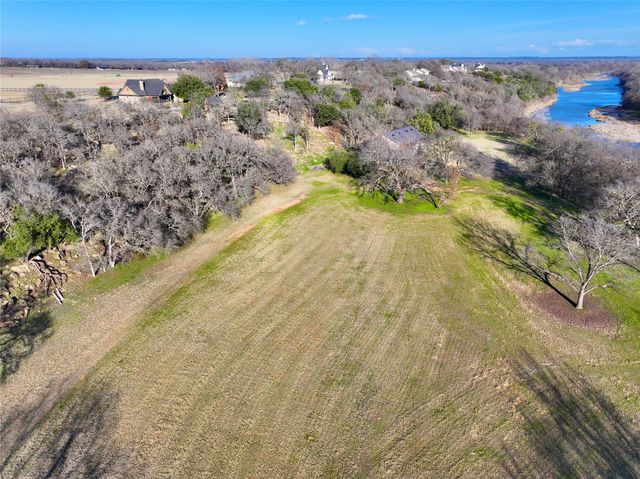 229 W Bluff Lane, Millsap, TX 76066