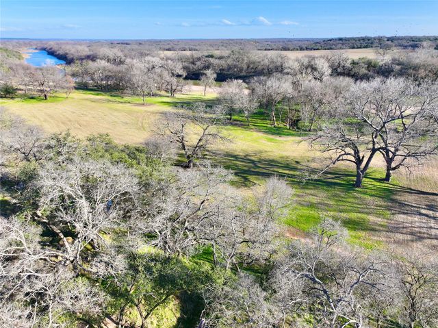 229 W Bluff Lane, Millsap, TX 76066