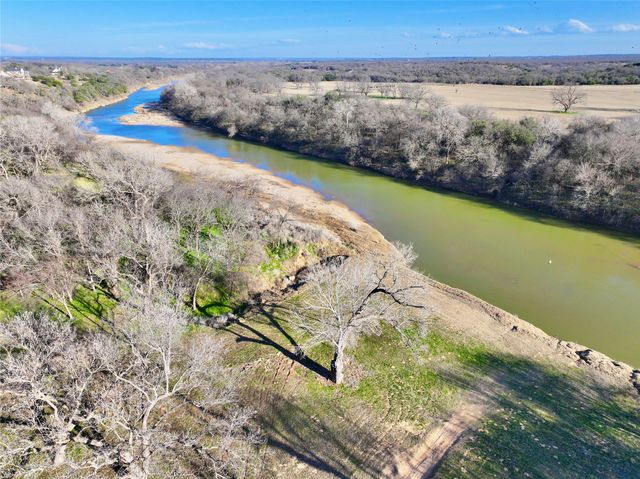 229 W Bluff Lane, Millsap, TX 76066