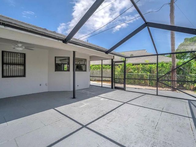 654 West Drive, Delray Beach, FL 33445