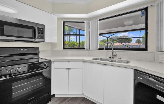 654 West Drive, Delray Beach, FL 33445