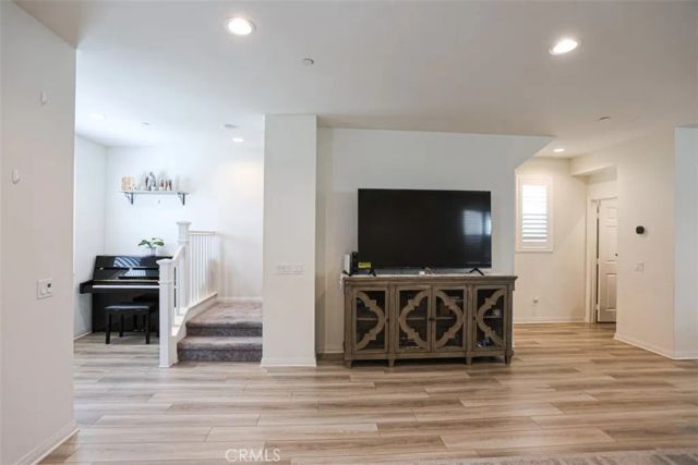 923 E 2nd, Santa Ana, CA 92701