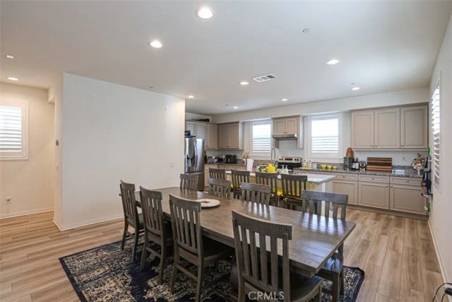 923 E 2nd, Santa Ana, CA 92701