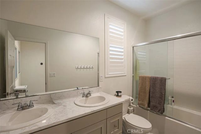 923 E 2nd, Santa Ana, CA 92701