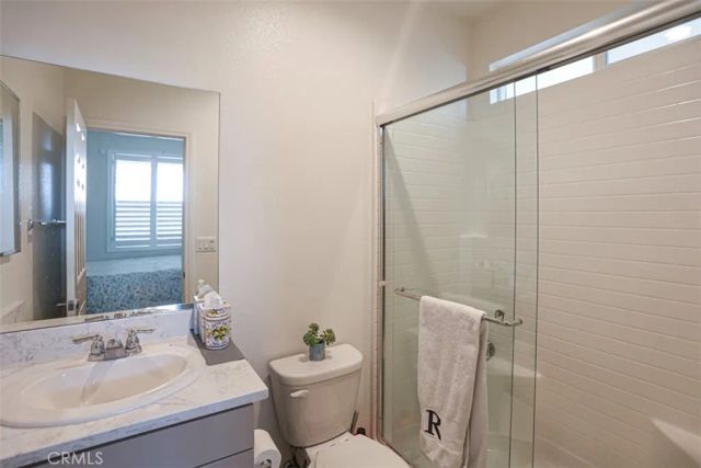 923 E 2nd, Santa Ana, CA 92701