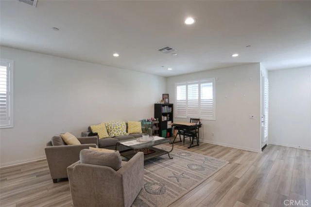 923 E 2nd, Santa Ana, CA 92701