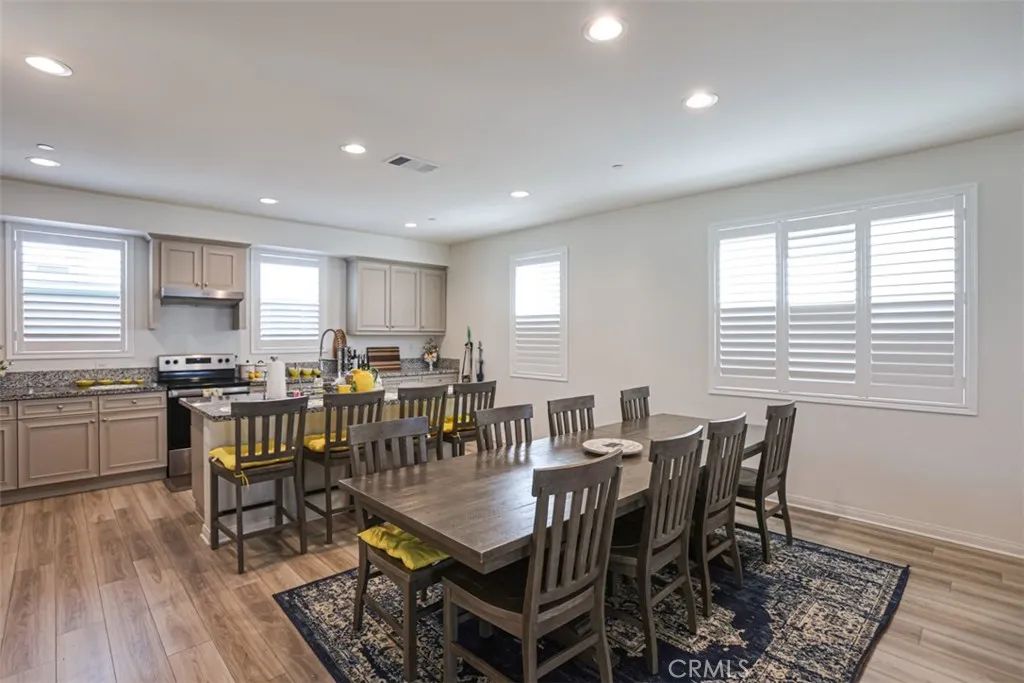 923 E 2nd, Santa Ana, CA 92701