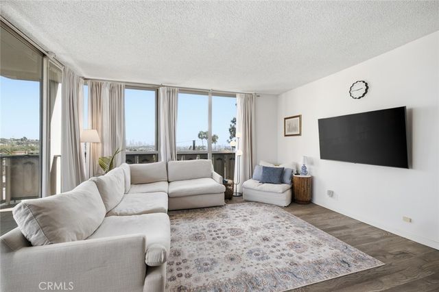 4455 Los Feliz Boulevard 601, Los Angeles, CA 90027