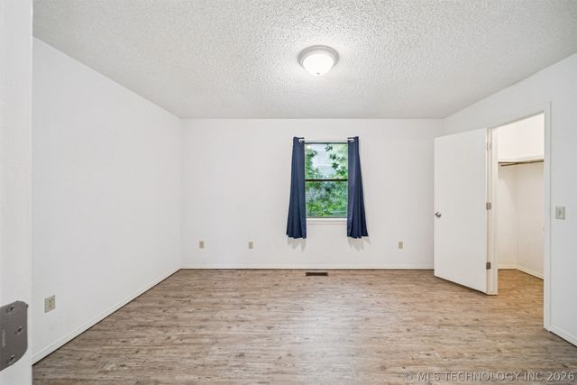 412 N WASHINGTON Avenue, Sand Springs, OK 74063