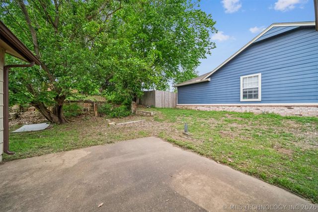 412 N WASHINGTON Avenue, Sand Springs, OK 74063