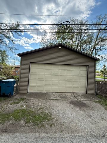 15001 Western Avenue, Harvey, IL 60426