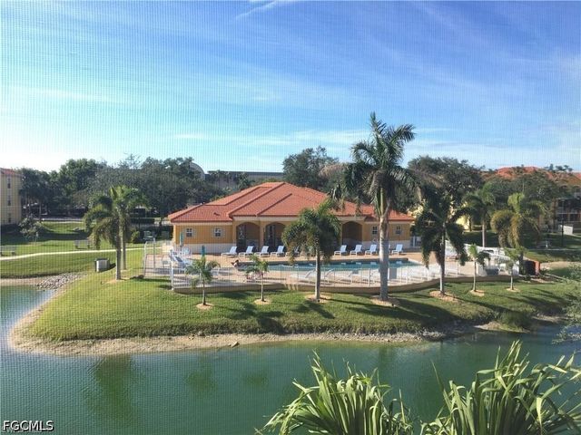 4113 Residence DR 222, Fort Myers, FL 33901