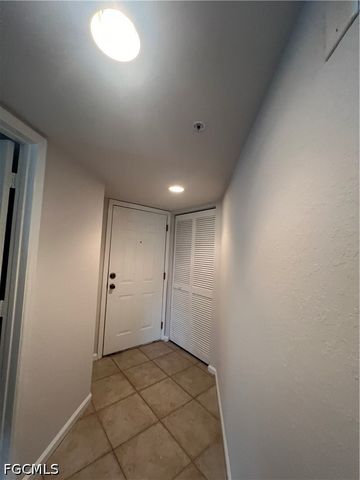 4113 Residence DR 222, Fort Myers, FL 33901