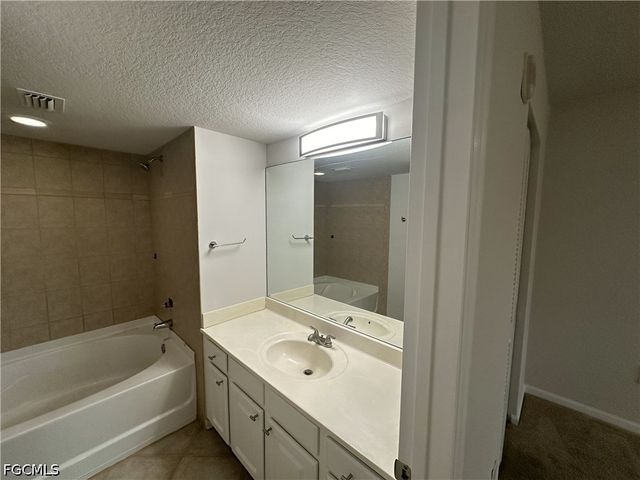 4113 Residence DR 222, Fort Myers, FL 33901