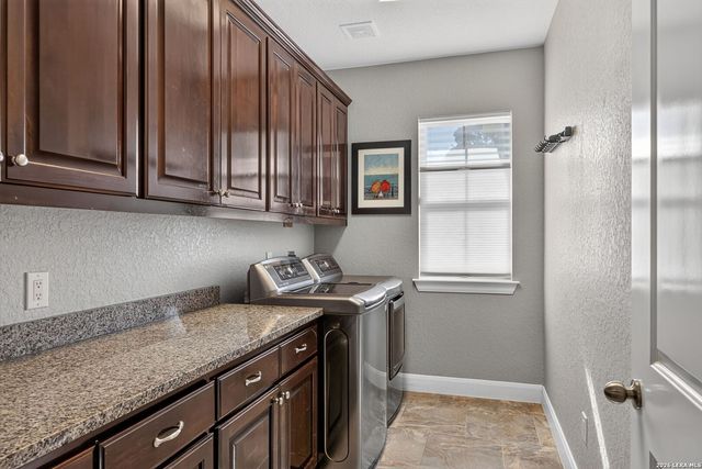129 Vintage Ranch, La Vernia, TX 78121