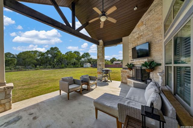 129 Vintage Ranch, La Vernia, TX 78121