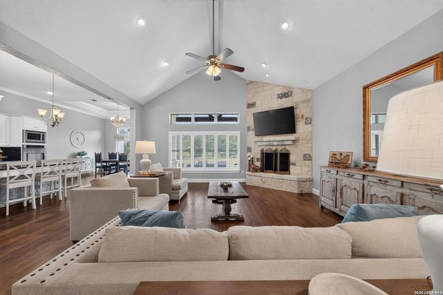 129 Vintage Ranch, La Vernia, TX 78121