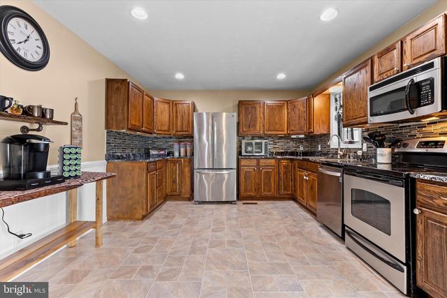 635 NEWPORT RD, Duncannon, PA 17020