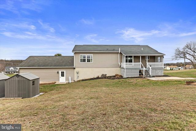 635 NEWPORT RD, Duncannon, PA 17020