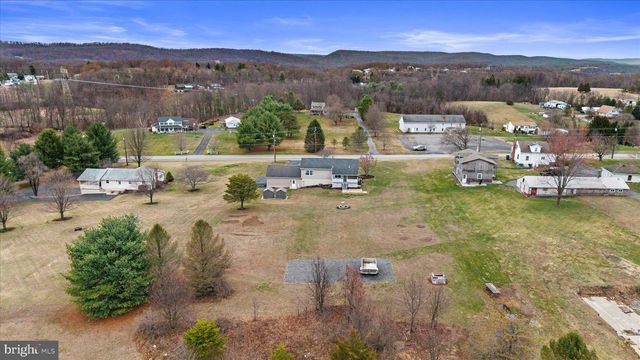 635 NEWPORT RD, Duncannon, PA 17020