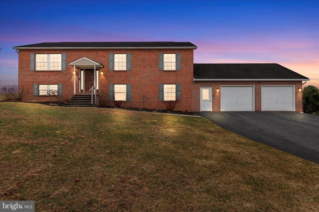 635 NEWPORT RD, Duncannon, PA 17020