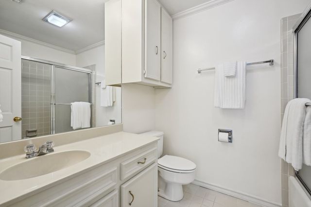 106 St Andrews Loop, Kerrville, TX 78028